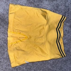 DOYOUEVEN SCRUNCH BIKER SHORTS NWOT